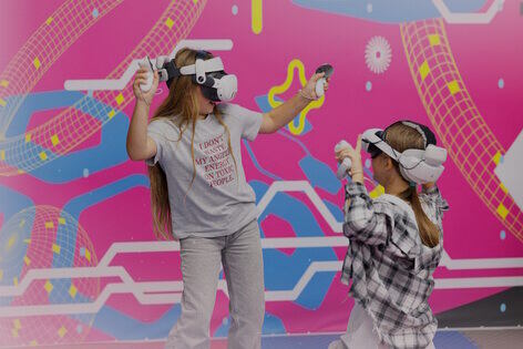 VR-квест «Арена виртуальной реальности» от Сфера VR VR-квест «Арена виртуальной реальности» от Сфера VR