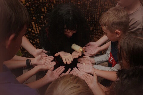 Квест-анимация «Тени прошлого» от Королевство праздников/Планета праздника Квест-анимация «Тени прошлого» от Королевство праздников/Планета праздника